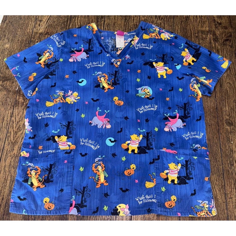 Vintage disney Winnie the Pooh Halloween scrub top XL